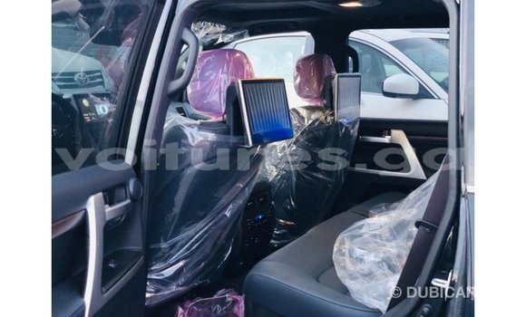 Sayi Imported Toyota DA Black Babbar mota in Import - Dubai a estuary Sayi Imported Toyota DA Black Babbar mota in Import - Dubai a estuary