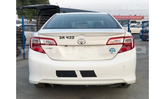 Buy Import Toyota Camry White Car in Import - Dubai in Estuary Buy Import Toyota Camry White Car in Import - Dubai in Estuary