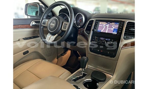 Acheter Import Voiture Jeep Grand Cherokee Noir à Import - Dubai, Estuaire Acheter Import Voiture Jeep Grand Cherokee Noir à Import - Dubai, Estuaire