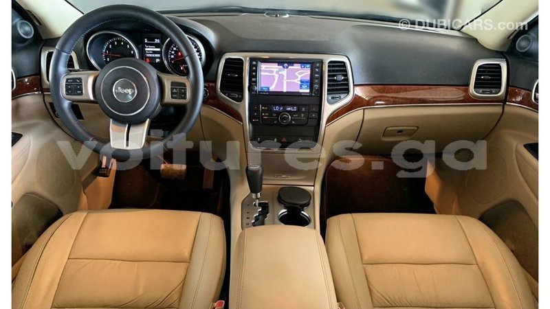 Big with watermark jeep grand cherokee estuary import dubai 6907