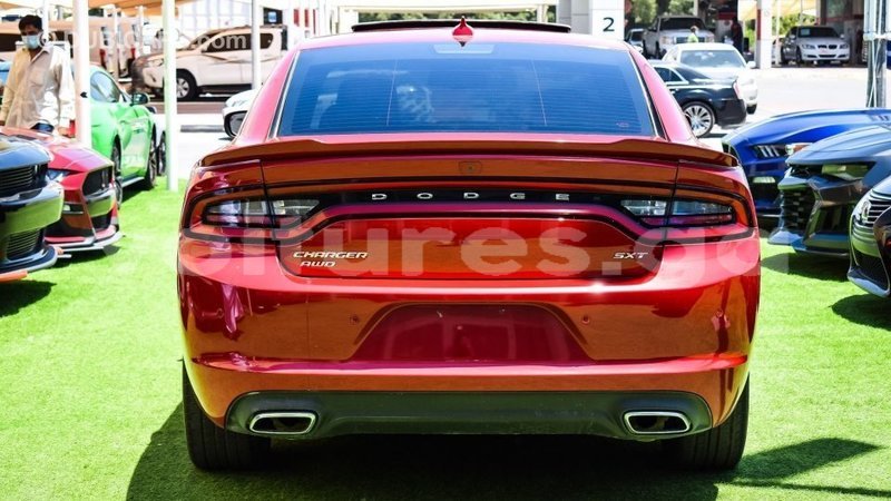 Big with watermark dodge charger estuary import dubai 6908