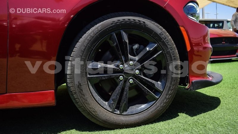 Big with watermark dodge charger estuary import dubai 6908