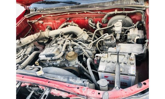 Acheter Import Voiture Toyota Hilux Rouge à Import - Dubai, Estuaire Acheter Import Voiture Toyota Hilux Rouge à Import - Dubai, Estuaire