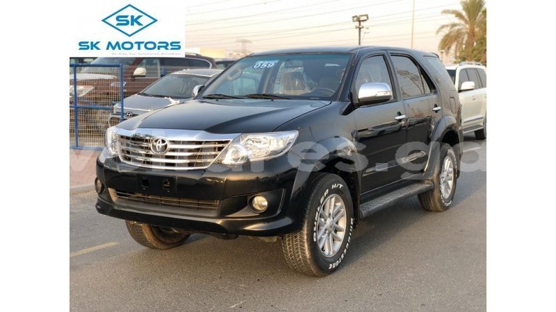 Big with watermark toyota fortuner estuary import dubai 6914