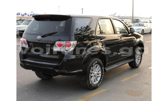 Acheter Import Voiture Toyota Fortuner Noir à Import - Dubai, Estuaire Acheter Import Voiture Toyota Fortuner Noir à Import - Dubai, Estuaire