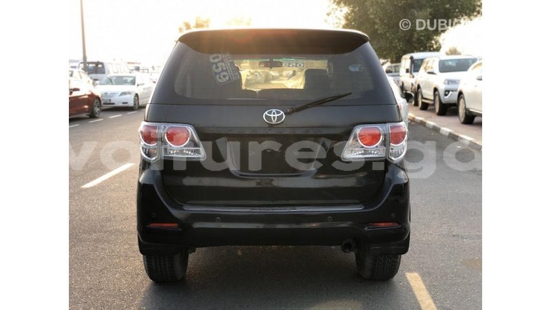 Big with watermark toyota fortuner estuary import dubai 6914