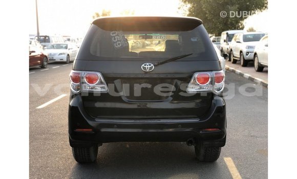Acheter Import Voiture Toyota Fortuner Noir à Import - Dubai, Estuaire Acheter Import Voiture Toyota Fortuner Noir à Import - Dubai, Estuaire