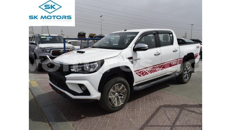 Big with watermark toyota hilux estuary import dubai 6916