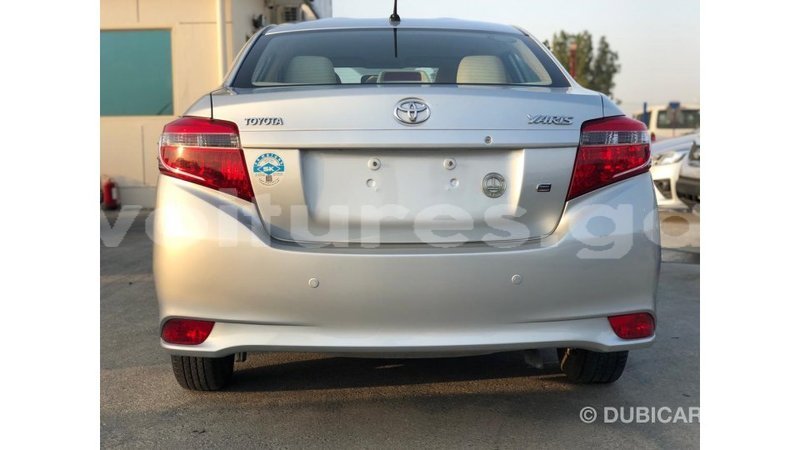 Big with watermark toyota yaris estuary import dubai 6917