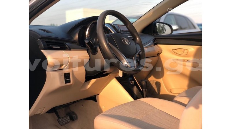 Big with watermark toyota yaris estuary import dubai 6917