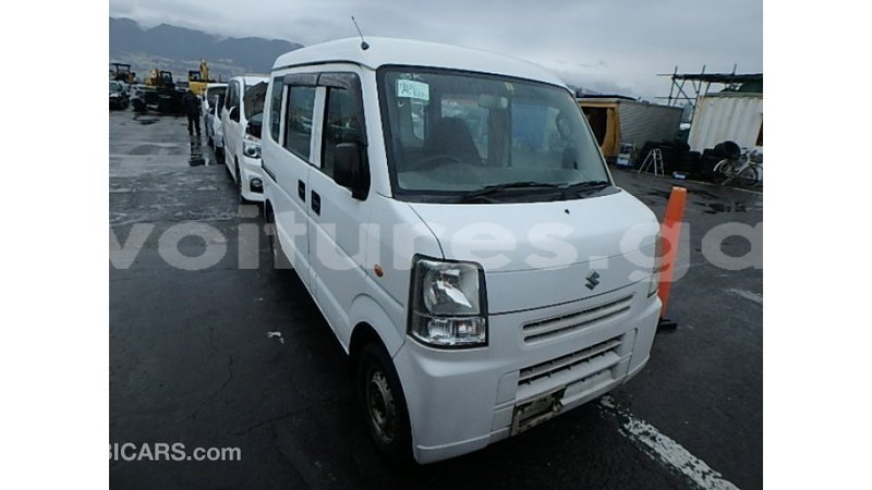 Big with watermark suzuki every estuary import dubai 6922