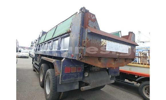 Acheter Import Utilitaire Nissan Evalia Bleu à Import - Dubai, Estuaire Acheter Import Utilitaire Nissan Evalia Bleu à Import - Dubai, Estuaire