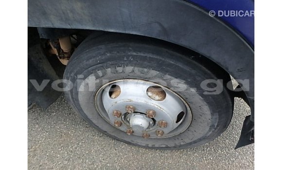 Acheter Import Utilitaire Nissan Evalia Bleu à Import - Dubai, Estuaire Acheter Import Utilitaire Nissan Evalia Bleu à Import - Dubai, Estuaire