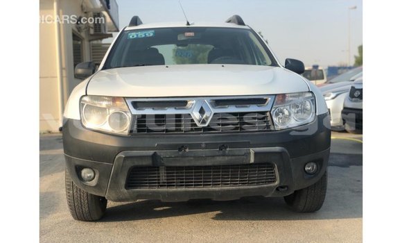 Acheter Import Voiture Renault Duster Blanc à Import - Dubai, Estuaire Acheter Import Voiture Renault Duster Blanc à Import - Dubai, Estuaire