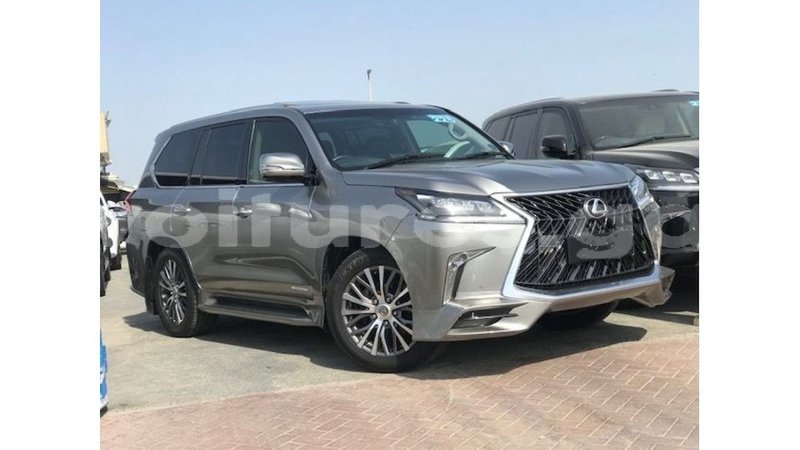 Big with watermark lexus lx estuary import dubai 6925