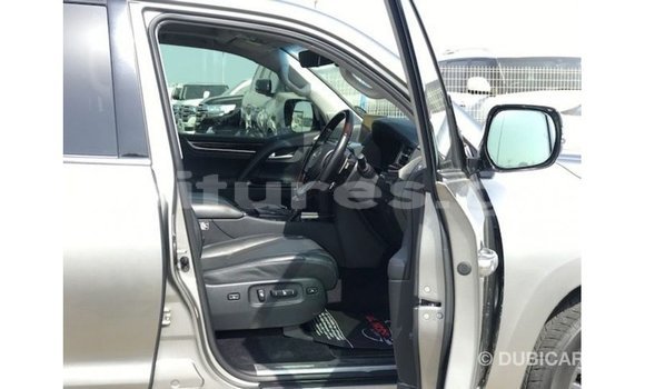 Acheter Import Voiture Lexus LX Autre à Import - Dubai, Estuaire Acheter Import Voiture Lexus LX Autre à Import - Dubai, Estuaire