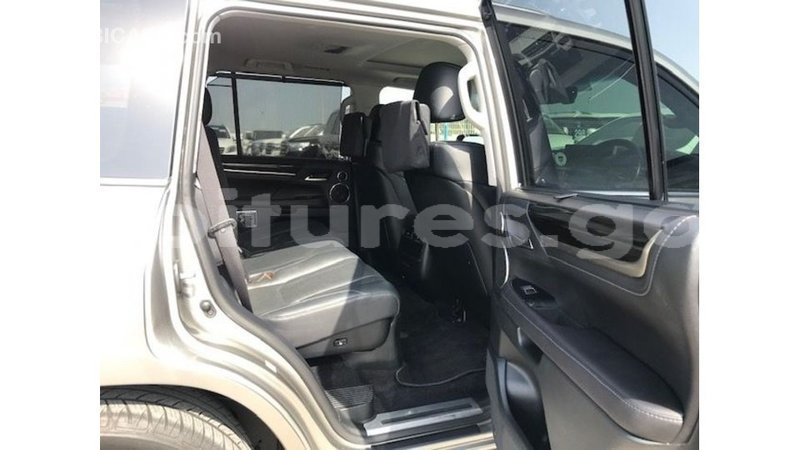 Big with watermark lexus lx estuary import dubai 6925