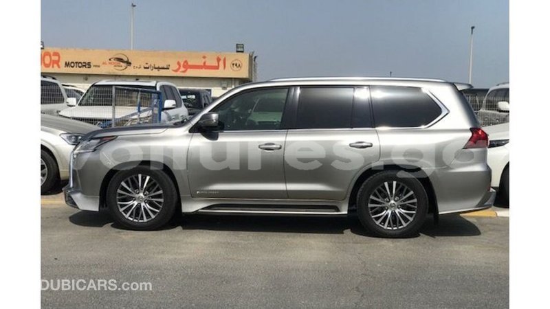 Big with watermark lexus lx estuary import dubai 6925