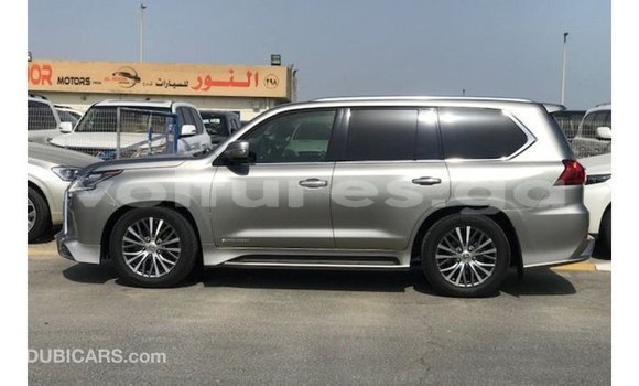 Acheter Import Voiture Lexus LX Autre à Import - Dubai, Estuaire Acheter Import Voiture Lexus LX Autre à Import - Dubai, Estuaire