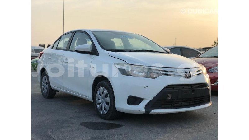 Big with watermark toyota yaris estuary import dubai 6926