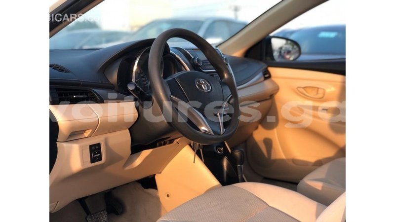 Big with watermark toyota yaris estuary import dubai 6926