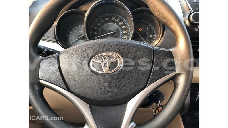 Big with watermark toyota yaris estuary import dubai 6926