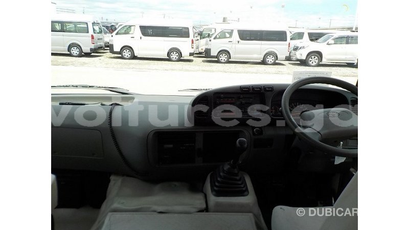 Big with watermark toyota coaster estuary import dubai 6929