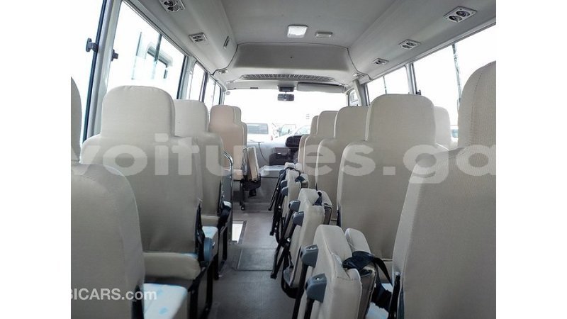 Big with watermark toyota coaster estuary import dubai 6929