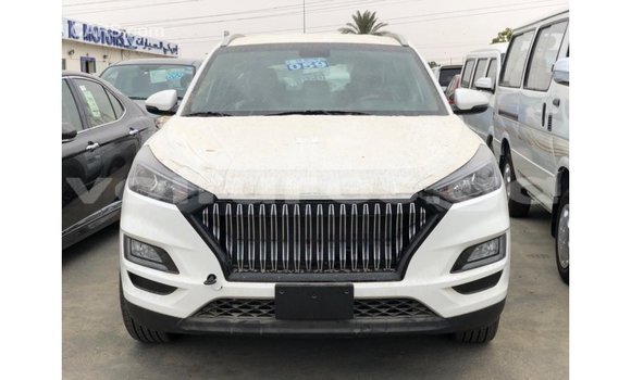 Sayi Imported Hyundai Tucson White Mota in Import - Dubai a estuary Sayi Imported Hyundai Tucson White Mota in Import - Dubai a estuary