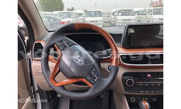 Sayi Imported Hyundai Tucson White Mota in Import - Dubai a estuary Sayi Imported Hyundai Tucson White Mota in Import - Dubai a estuary