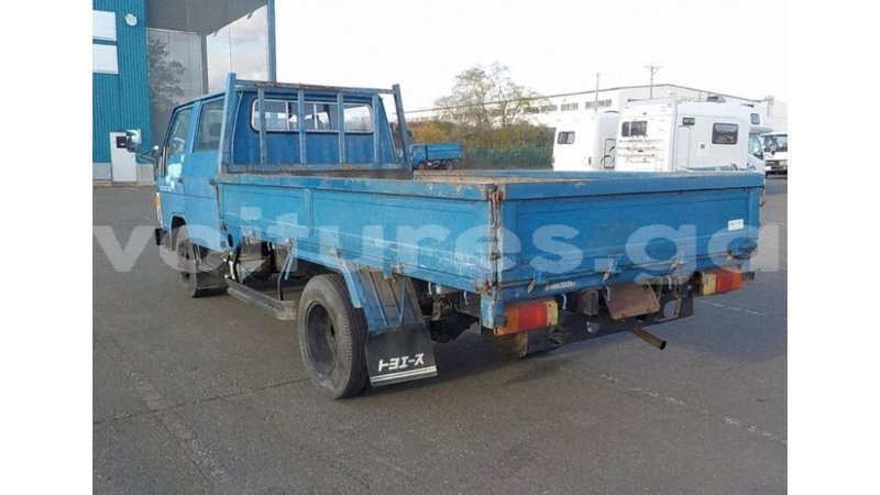 Big with watermark toyota dyna estuary import dubai 6931