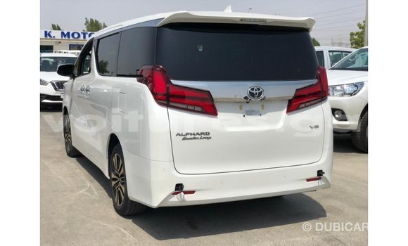 Sayi Imported Toyota Alphard White Mota in Import - Dubai a estuary Sayi Imported Toyota Alphard White Mota in Import - Dubai a estuary