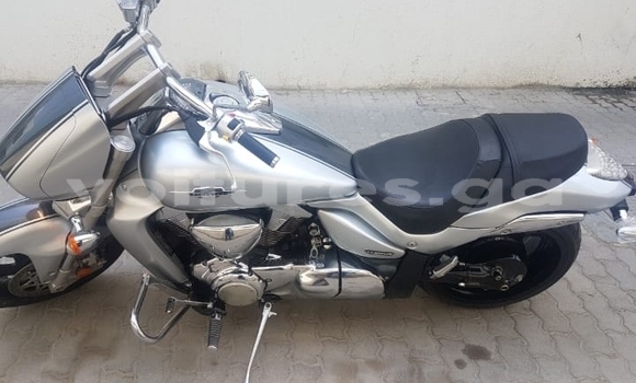 Acheter Import Moto Suzuki Boulevard Gris à Libreville, Estuaire