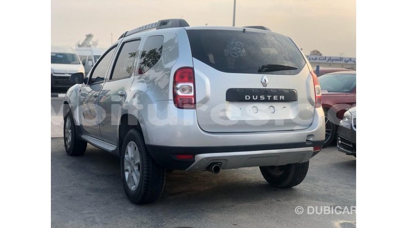 Big with watermark renault duster estuary import dubai 6939