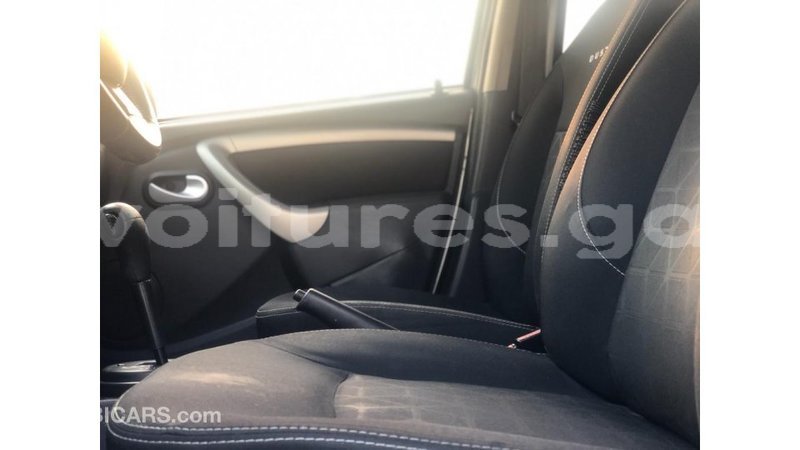 Big with watermark renault duster estuary import dubai 6939