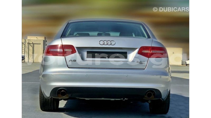 Big with watermark audi a6 estuary import dubai 6943