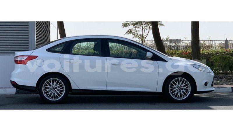 Big with watermark ford focus estuary import dubai 6946