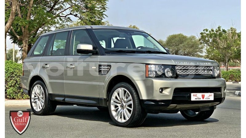 Big with watermark land rover range rover estuary import dubai 6948