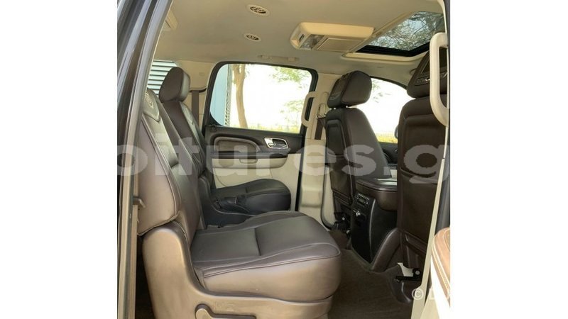 Big with watermark cadillac escalade estuary import dubai 6949