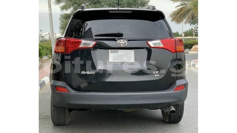 Big with watermark toyota hiace estuary import dubai 6950