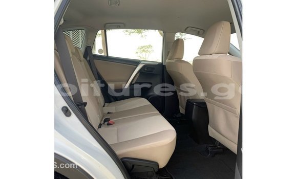 Sayi Imported Toyota HiAce White Babbar mota in Import - Dubai a estuary Sayi Imported Toyota HiAce White Babbar mota in Import - Dubai a estuary
