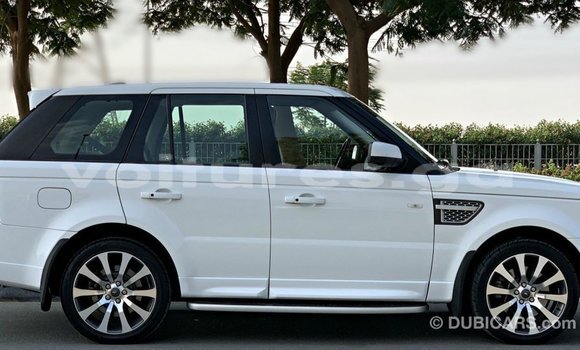 Acheter Import Voiture Land Rover Range Rover Blanc à Import - Dubai, Estuaire Acheter Import Voiture Land Rover Range Rover Blanc à Import - Dubai, Estuaire