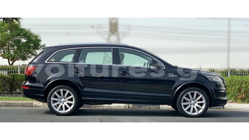 Big with watermark audi q7 estuary import dubai 6963