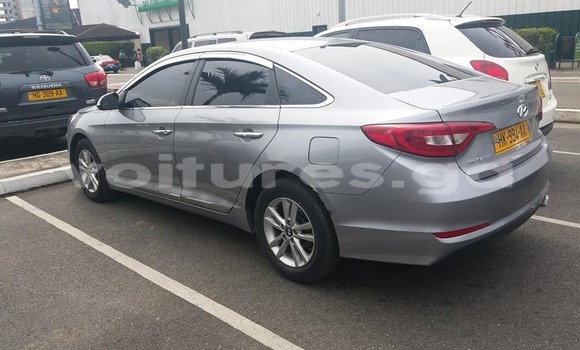 Acheter Occasion Voiture Hyundai Sonata Gris à Lalara, Woleu-Ntem Acheter Occasion Voiture Hyundai Sonata Gris à Lalara, Woleu-Ntem