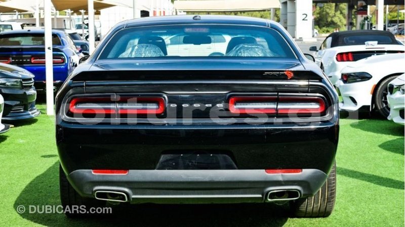 Big with watermark dodge challenger estuary import dubai 6966