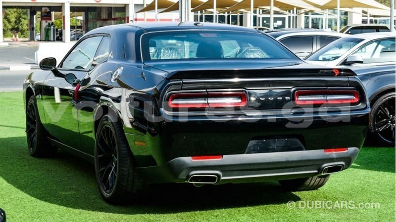 Big with watermark dodge challenger estuary import dubai 6966