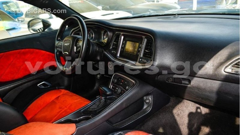 Big with watermark dodge challenger estuary import dubai 6966