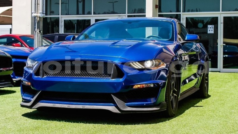 Big with watermark ford mustang estuary import dubai 6968