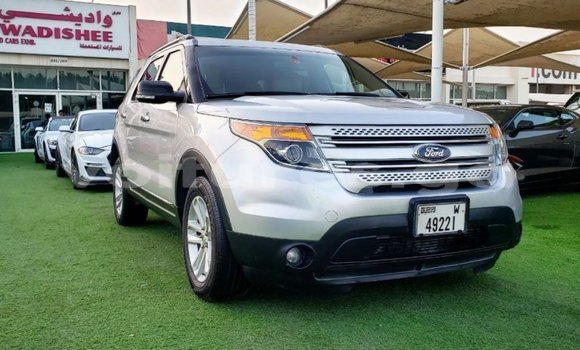 Acheter Import Voiture Ford Explorer Autre à Import - Dubai, Estuaire
