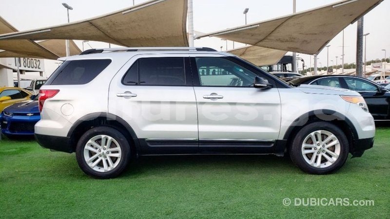 Big with watermark ford explorer estuary import dubai 6969